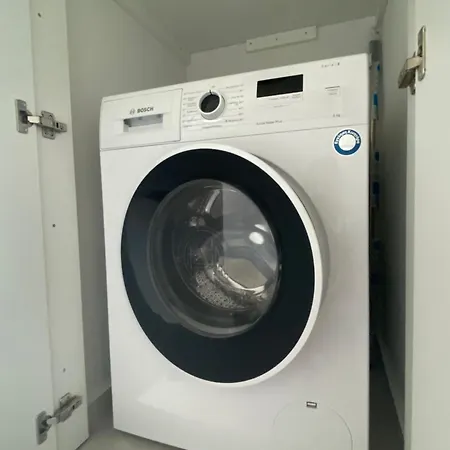 χλοη E8 * Kariani